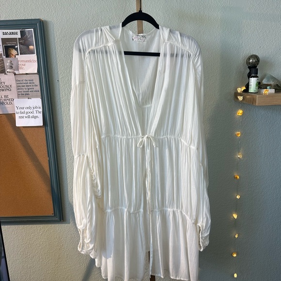 Free People Tops - Free People | White Flowing Long-Sleeve Top